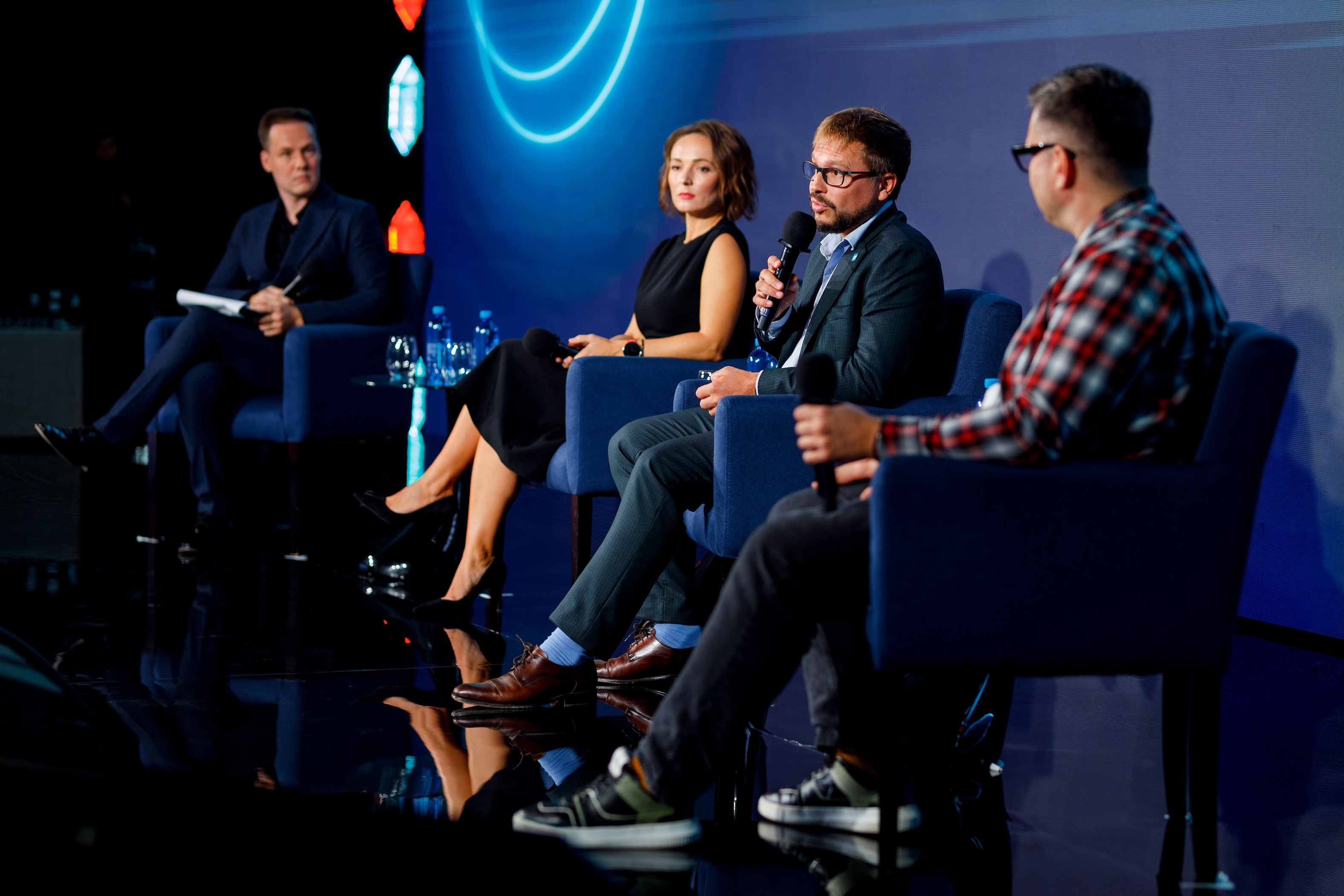 Презентація стратегії банку AIR 2028 Aim is to Invest in Recovery